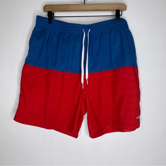 Chubbies‎ Shorts Men's XXL Swim Trunks Beach Red Blue 6” Inseam CP - Picture 1 of 6
